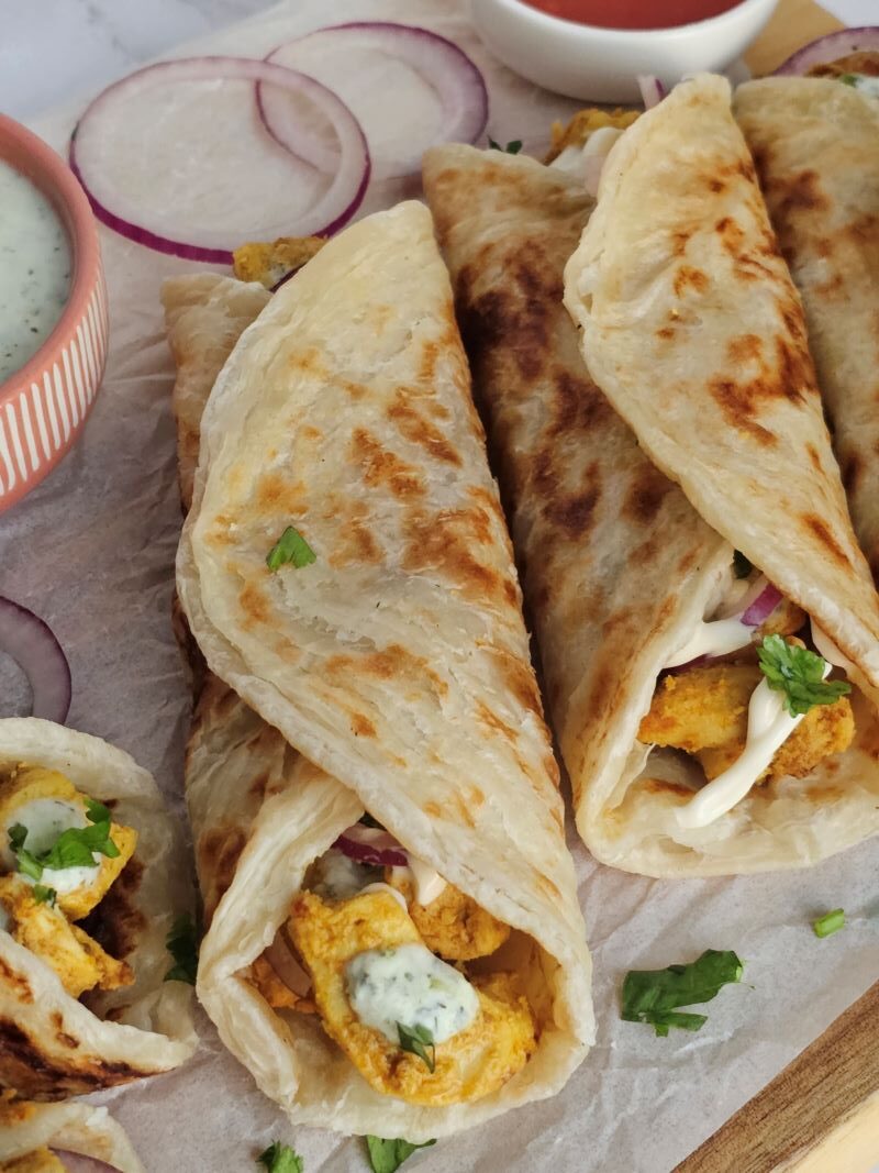 پاراتا با باتر چیکن